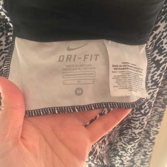 Nike Dri Fit Running Tight / Legging Size M - Picture 2 of 3